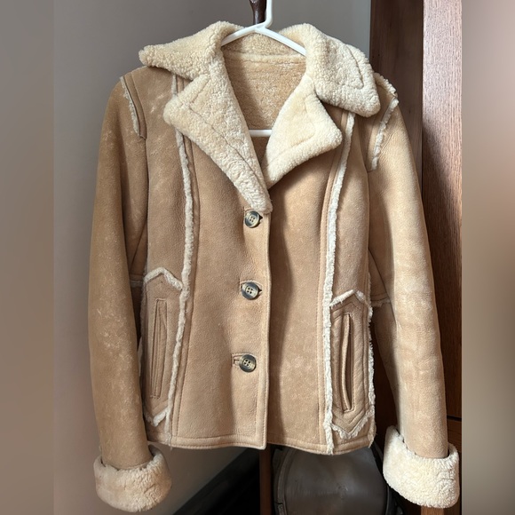 Vintage shearling jacket - Picture 1 of 10